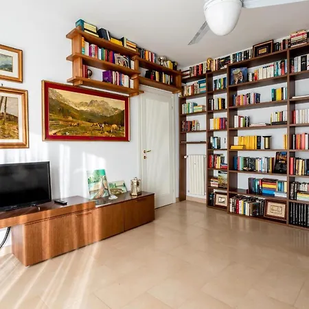House La Marmora By Holiday World Apartment